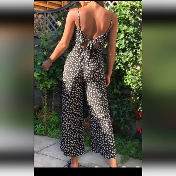 🔥Host Pick 🔥 NWT Topshop Petite Jumpsuit - Picture 3 of 9